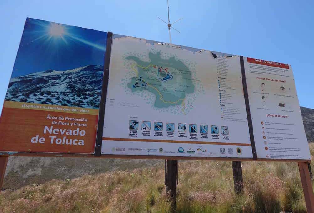 Hiking Nevado de Toluca