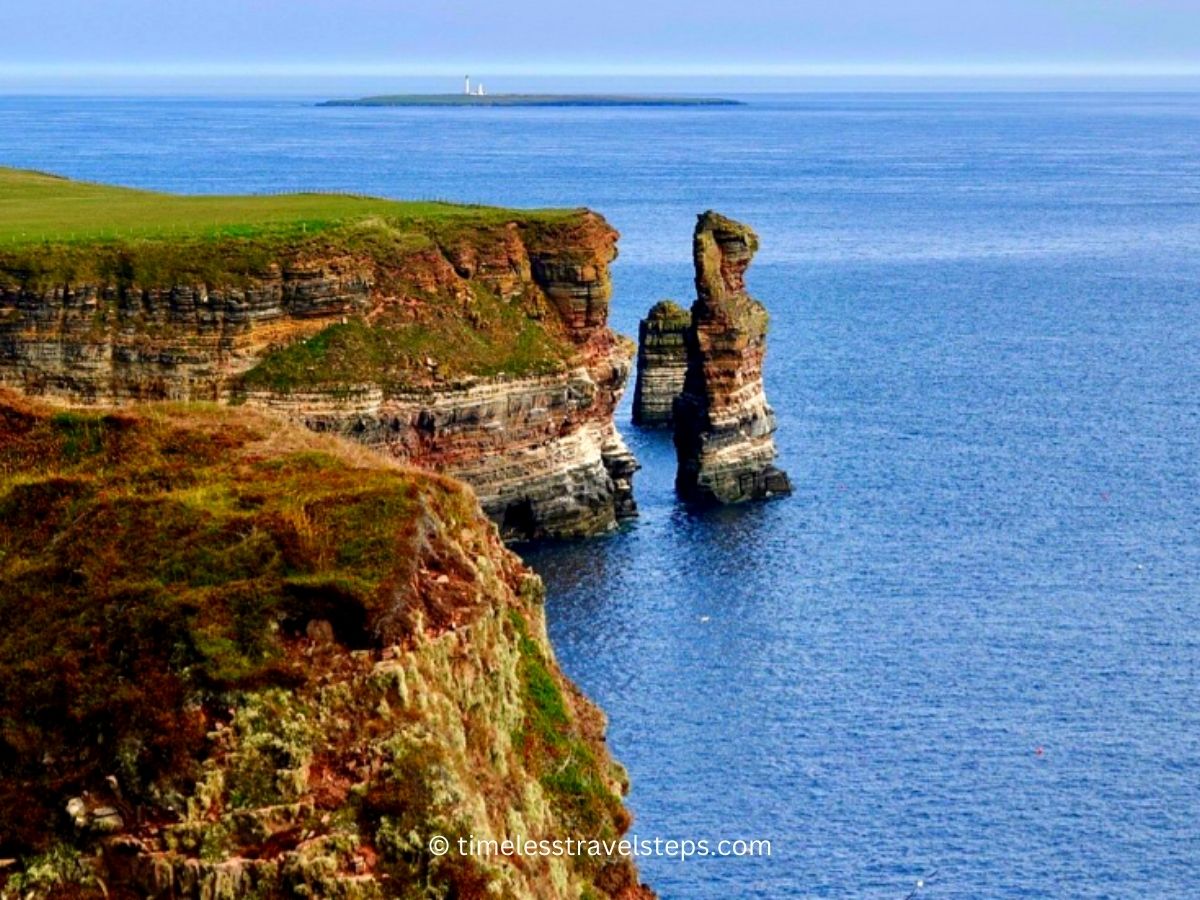 _duncansby stacks walk © timelesstravelsteps.com