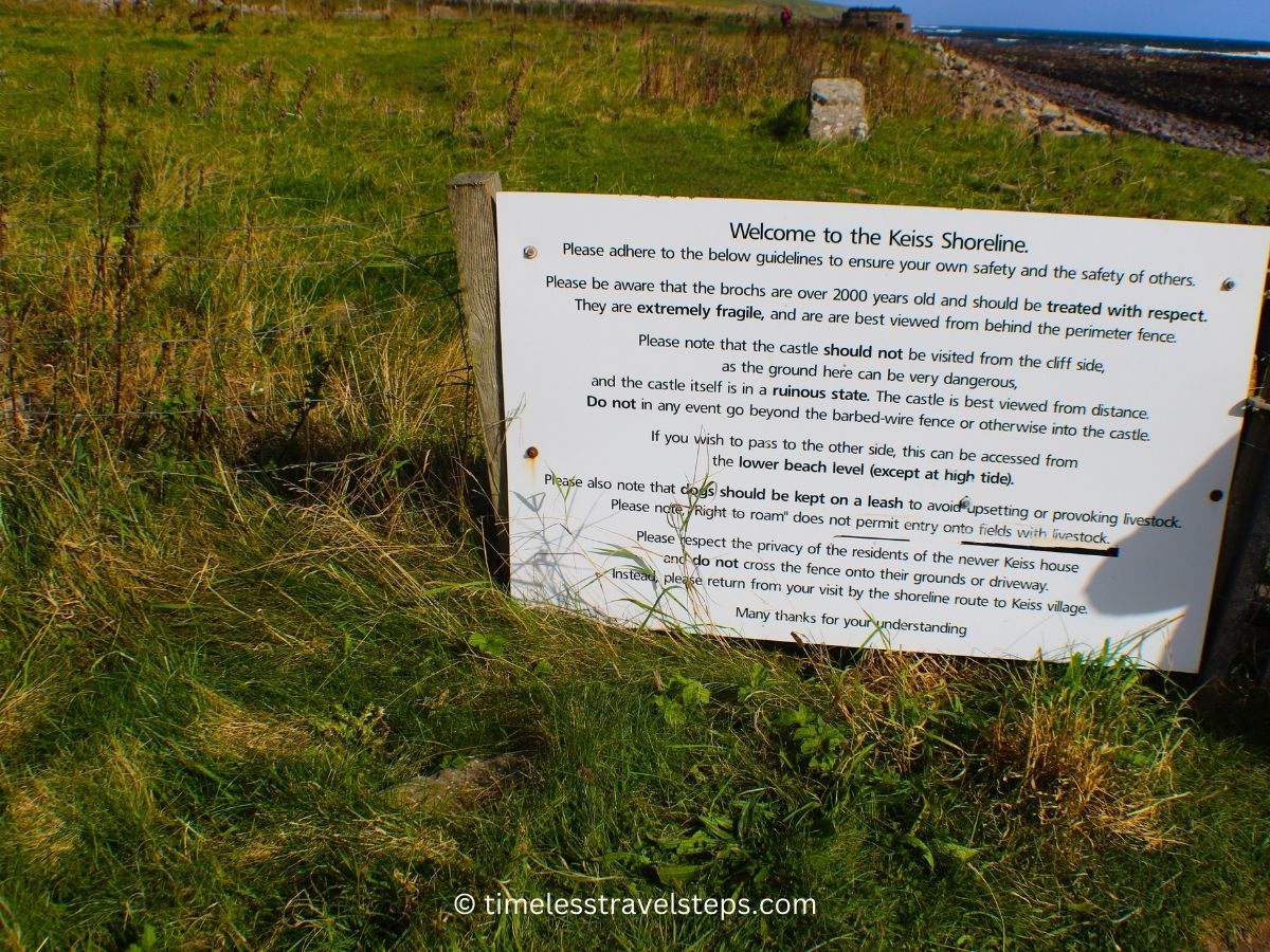 signage to the entrance of Keiss Castle shoreline