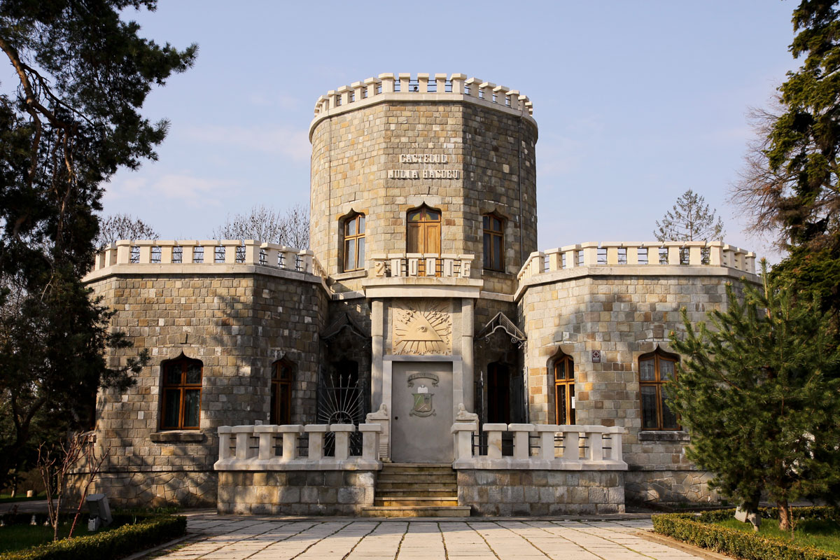 Iulia Hasdeu Castle