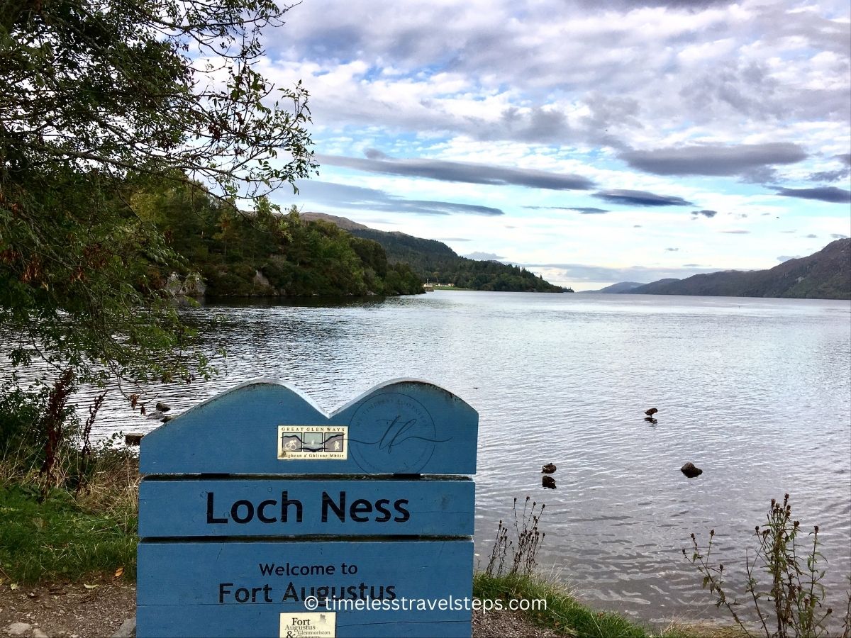 Loch Ness Fort Augustus in the Autumn © timelesstravelsteps.com