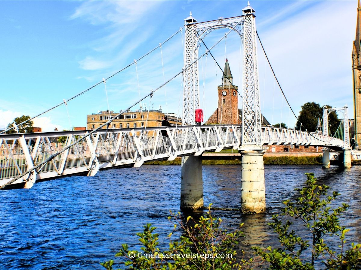 Inverness in the Autumn © timelesstravelsteps.com