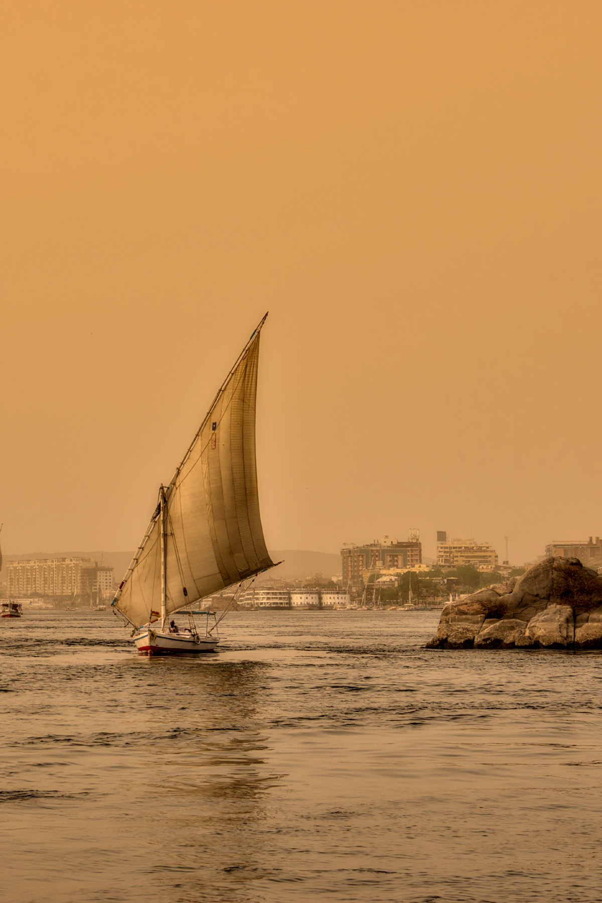 felucca in aswan 