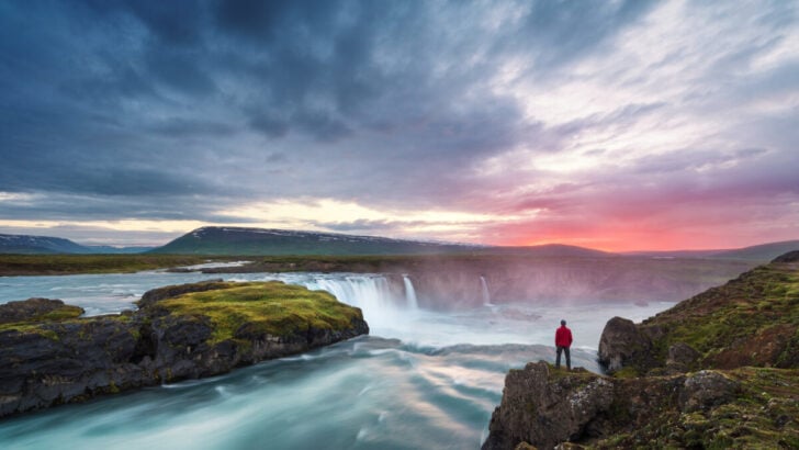 An Arctic Traveler's Guide to the Best Time to Visit Iceland