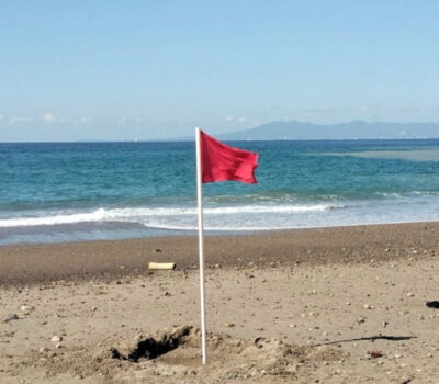 red flag puerto vallarta