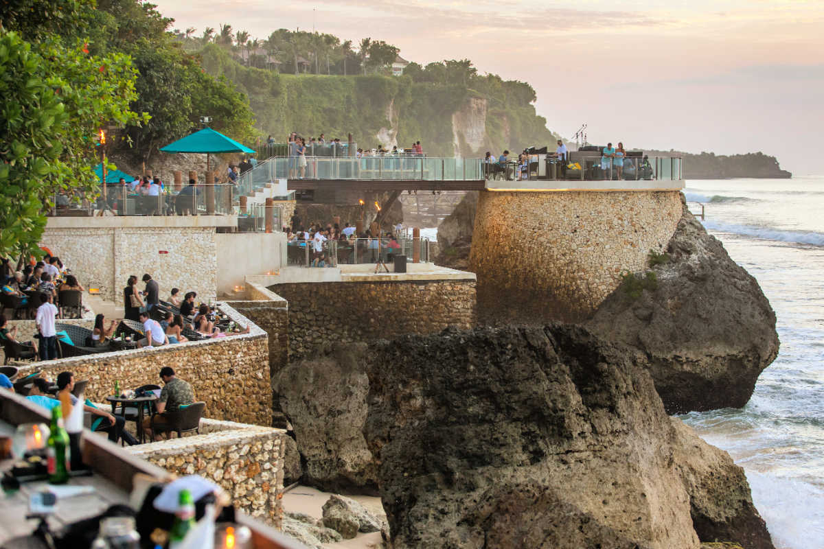 White Rock Bar in Jimbaran Bali.jpg