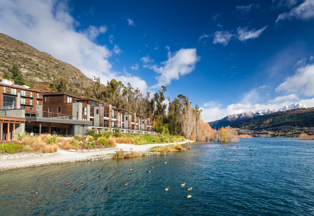 Hilton Queenstown Resort &amp; Spa - Exterior