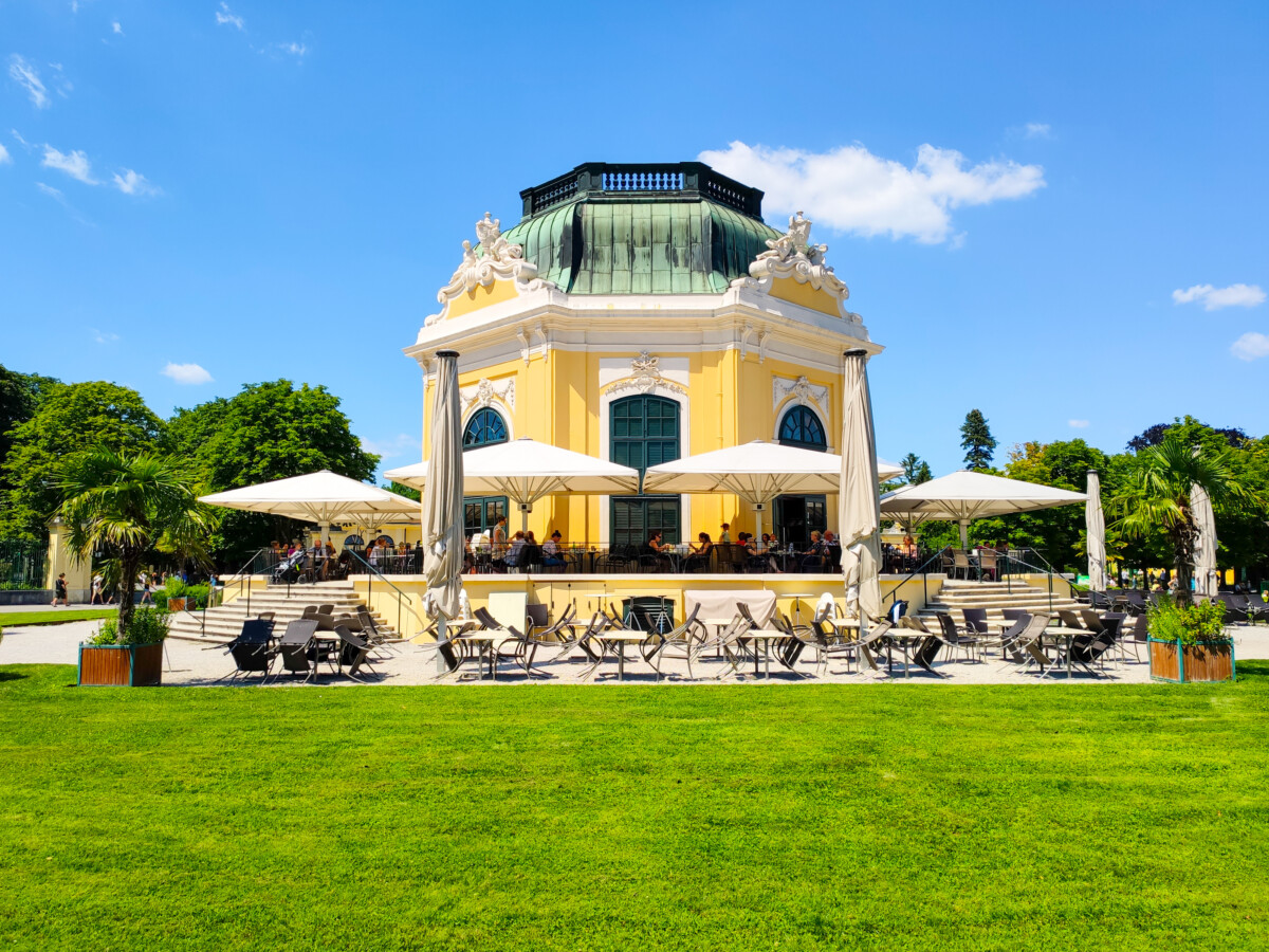 Pavilion in Schonbrunn Zoo, Vienna