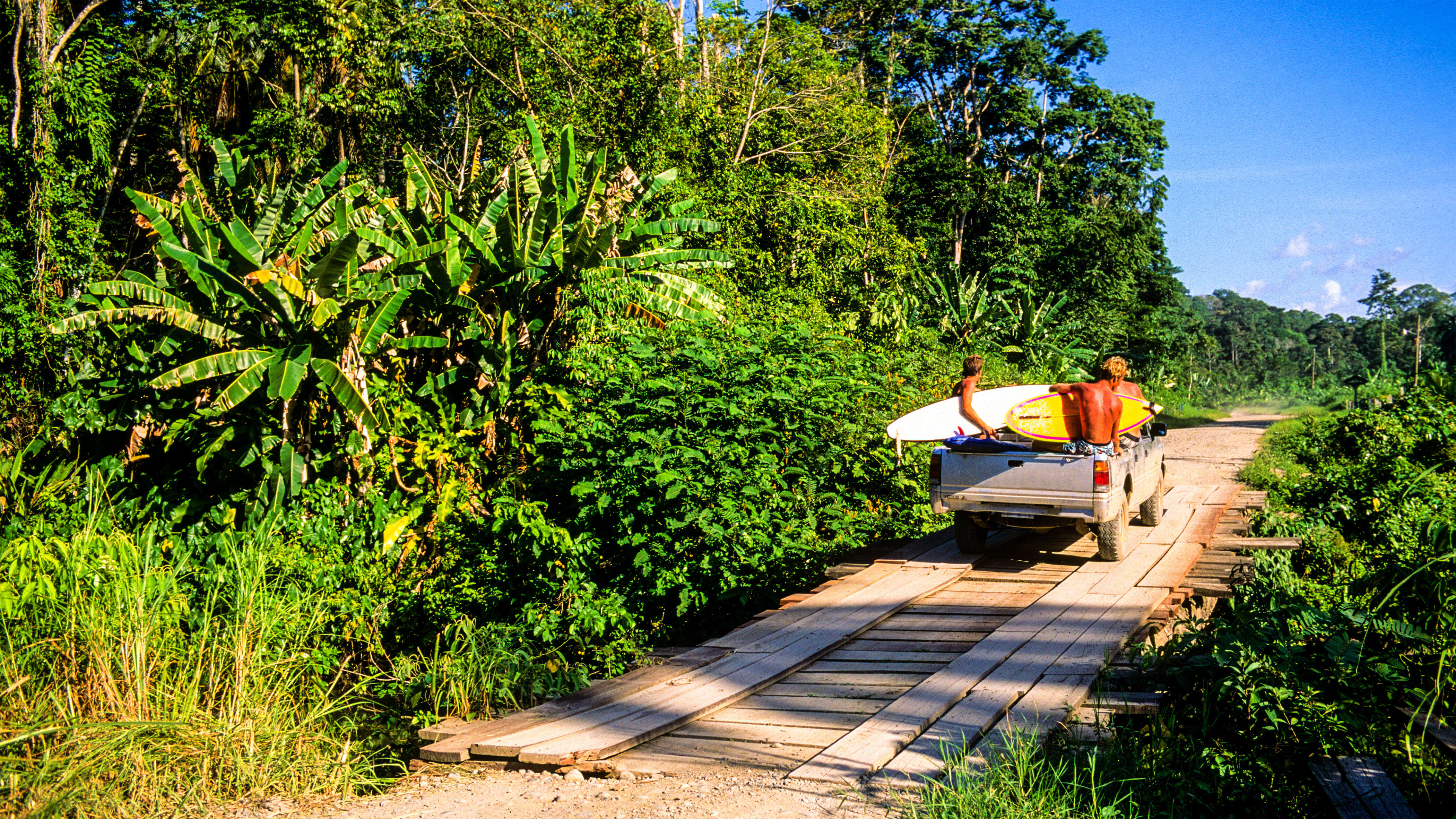 surf in Limon, Costa Rica