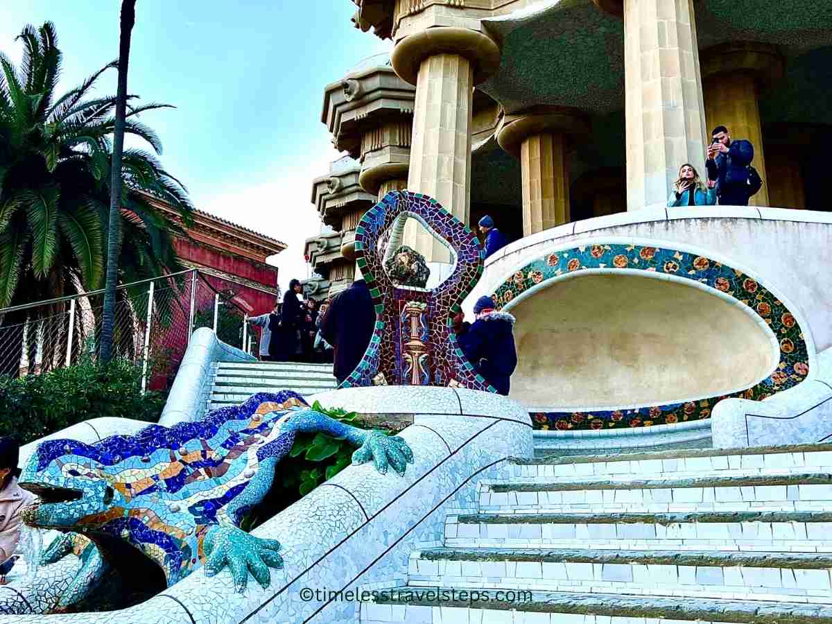 the salamandar at park guell barcelona