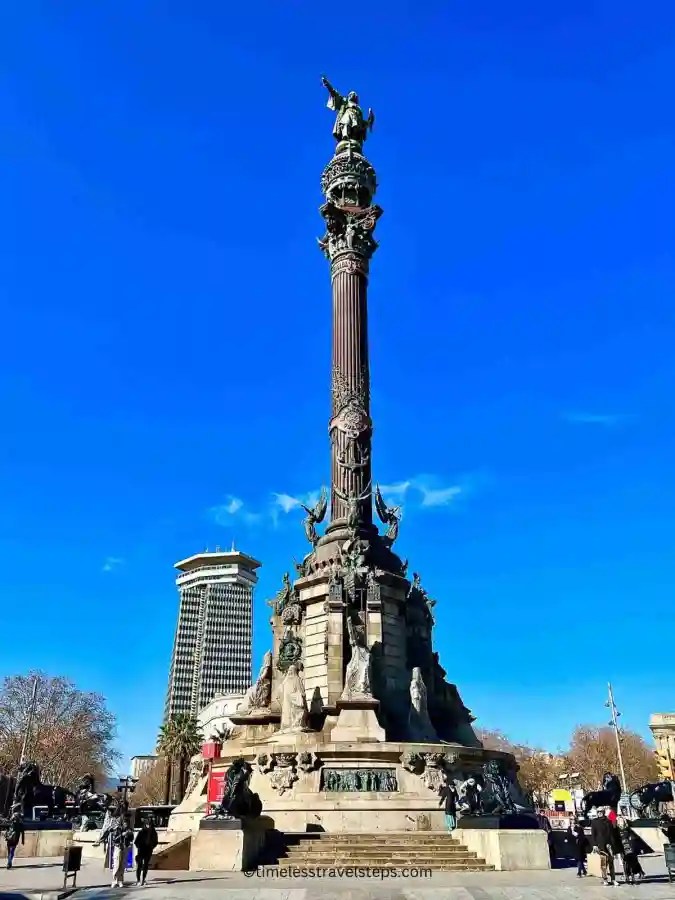 Columbus Monument Barcelona in Winter ©timelesstravelsteps.com