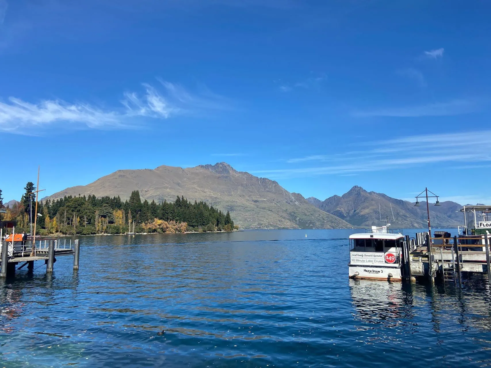 Lake Wakatipu in Queenstown, New Zealand