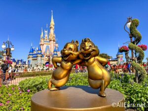 8 Packing Tips from Over 100 Disney World Experts