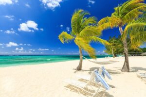 Are Cayman Islands Safe To Visit? Travel Advisory 2024