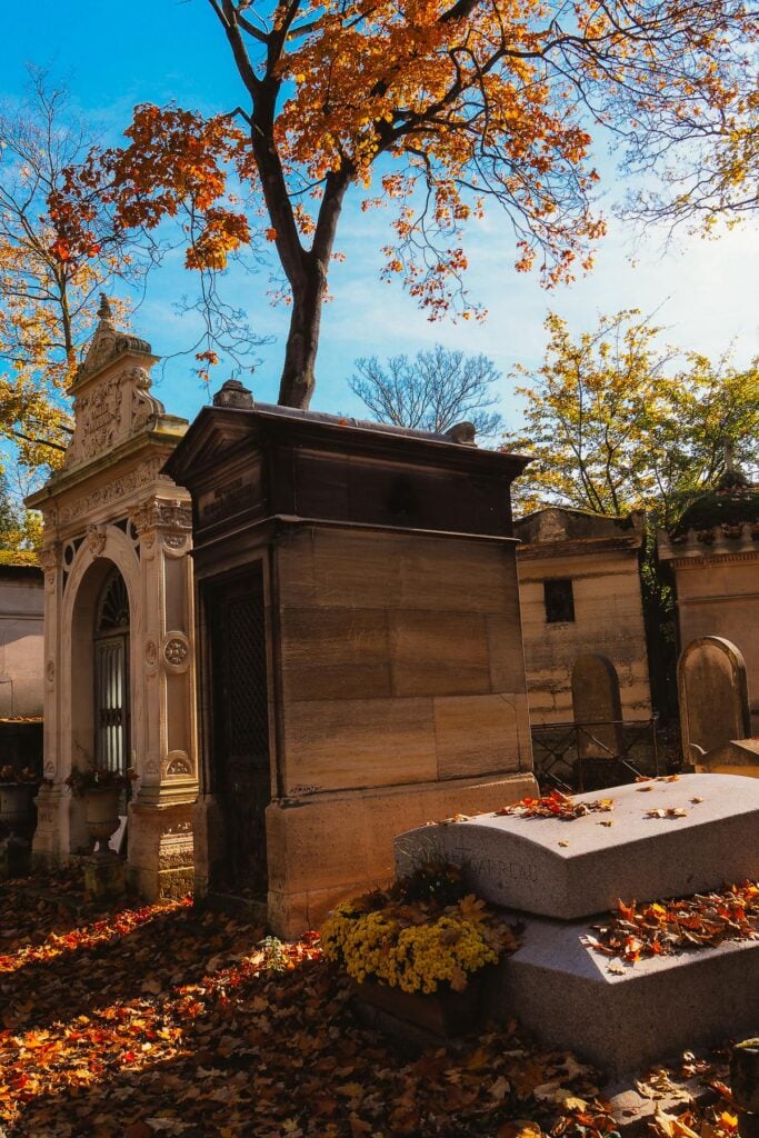 Inside Père-Lachaise Cemetery: Behind the History & Graves: Things to Do & Travel Tips for 2024