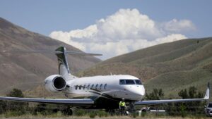 Private Jets vs. Sustainable Travel: Ireland's Climate Dilemma