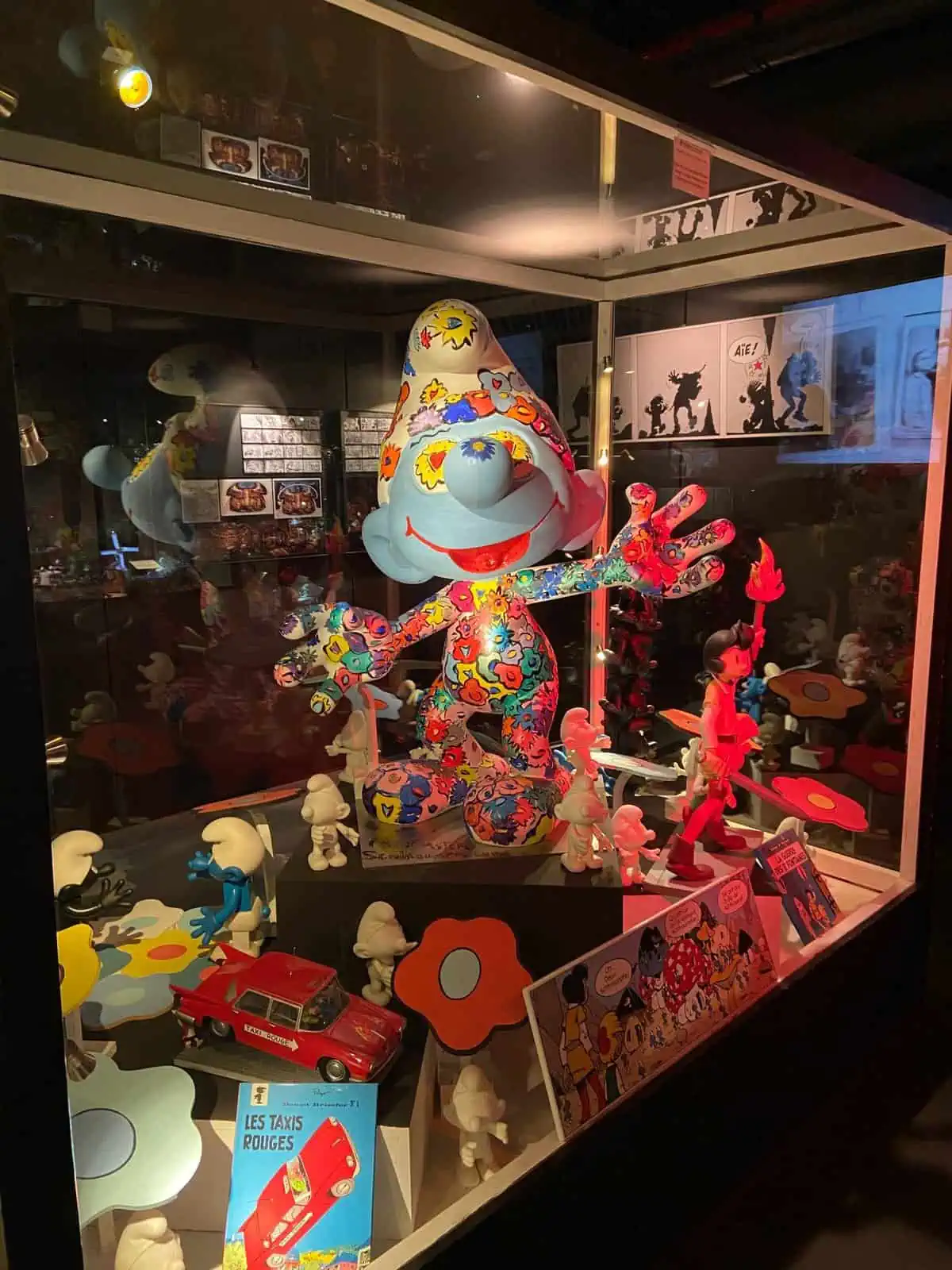 Smurf exhibit at MOOF, Museum Of Original Figurines, Museo de figuras de comic, brussels