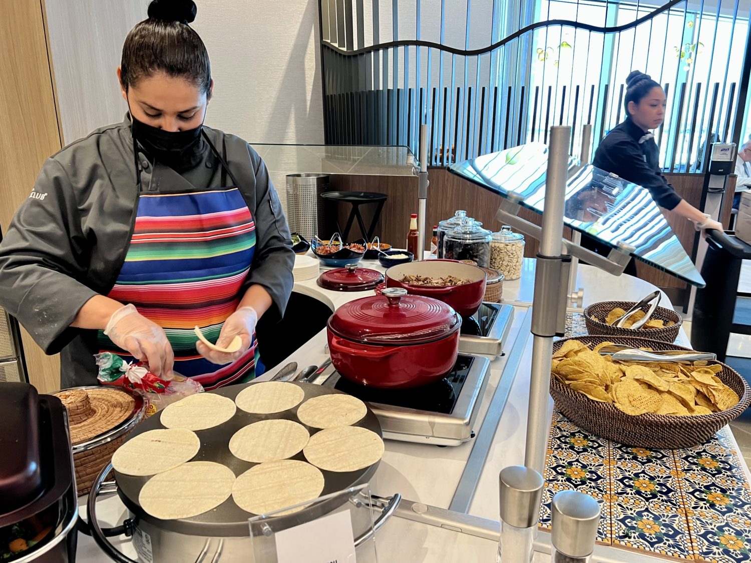 lax sky club taco bar