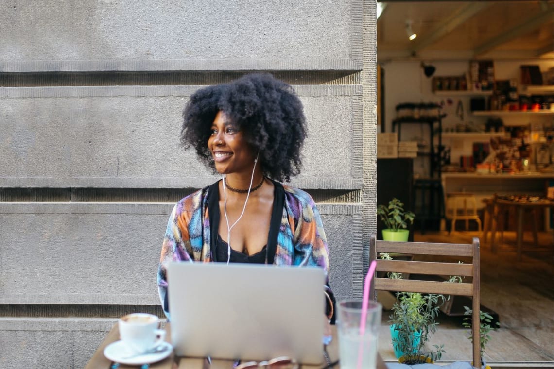 Girl working on a cafe