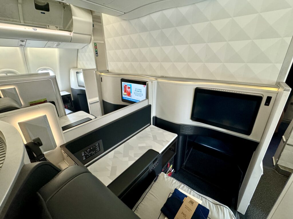 Delta One suite center seats