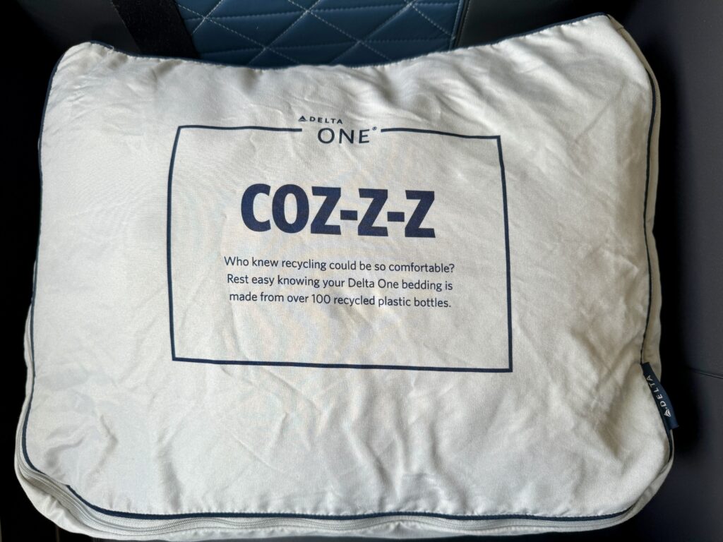 Delta One bedding