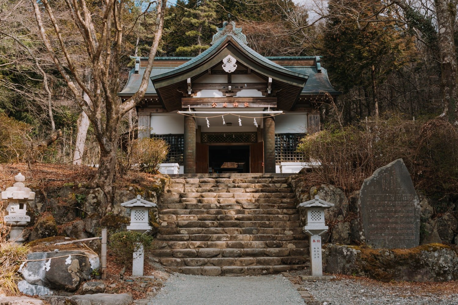 The main shrine building of the Kintoki Shinto Shrine in Hakone, Japan.