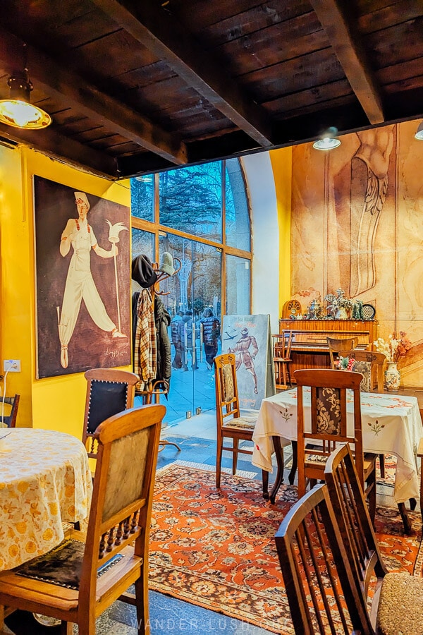 A beautiful vintage style cafe in Kutaisi, Tea House Foe-Foe.