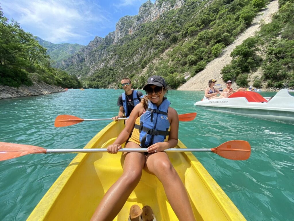 Couple on a kayak in the Gorges du Verdon in the South of France