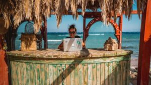 Mexican Caribbean Aims to Lure Digital Nomads With Free High-Speed Internet - VisaGuide.News