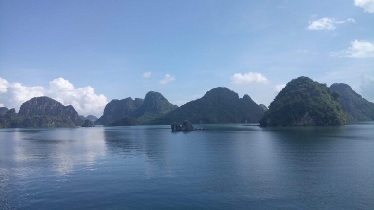 My Halong Bay Cruise Experience in Vietnam