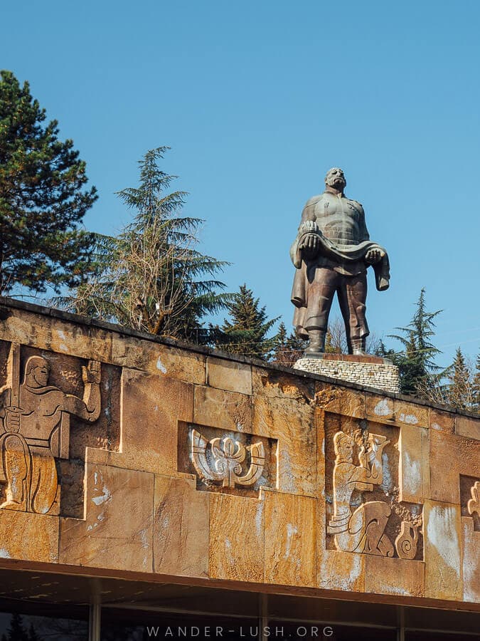 A large war memorial statue in Gurjaani.
