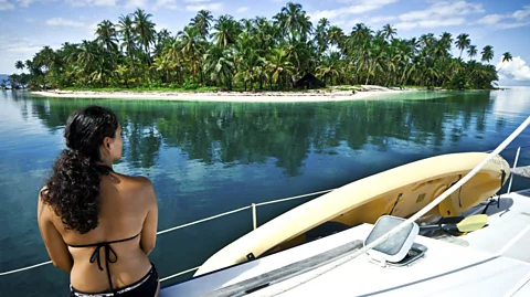 Kayaking off the idyllic San Blas islands is popular with expats. (Thinkstock)