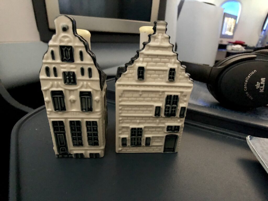 KLM gin house