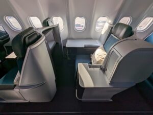 Lie-Flat for Less: The 7 Best Airlines for Cheap Business Class Upgrades