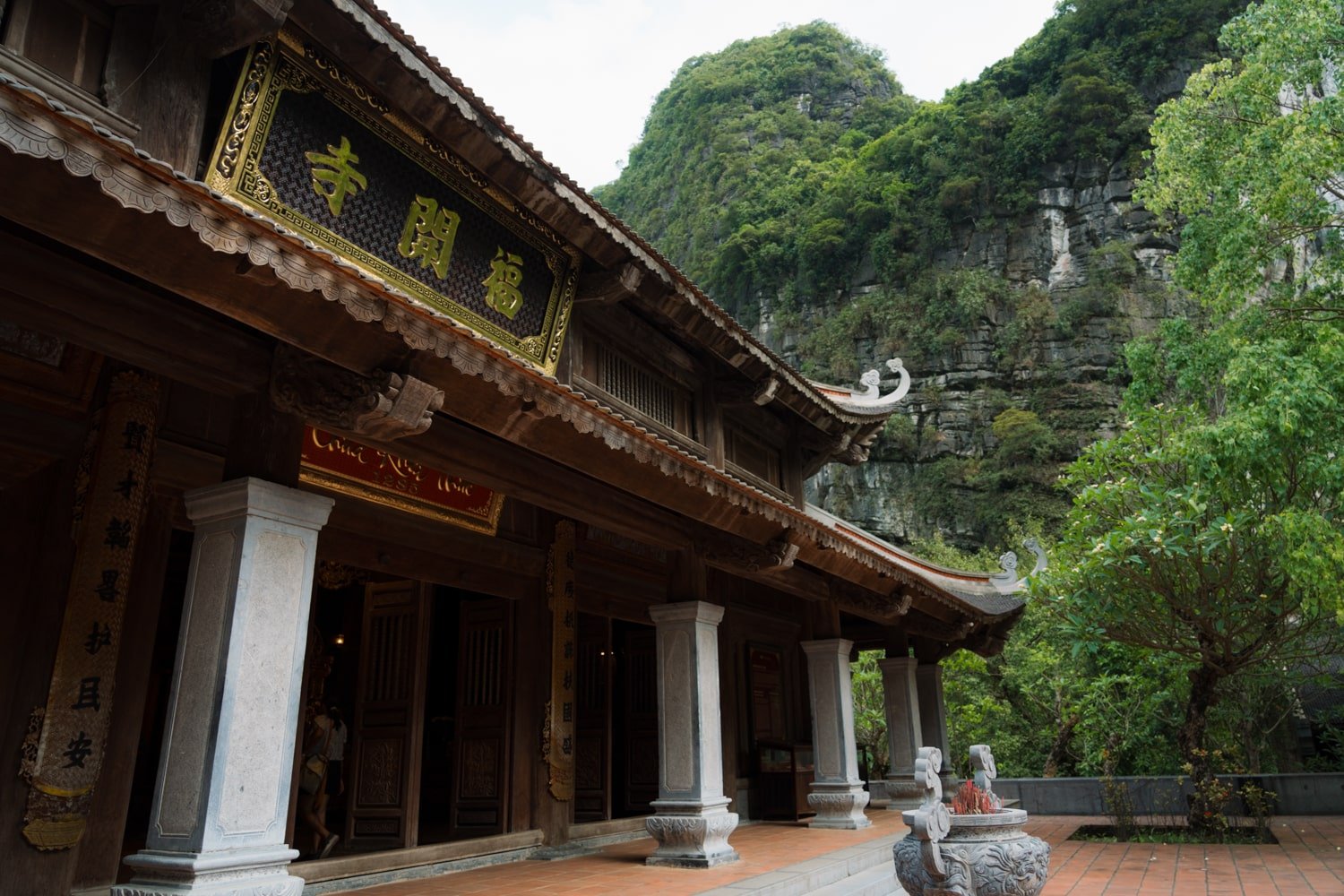 The main Vu Lam Royal Step Place Temple in Trang An, Northern Vietnam.