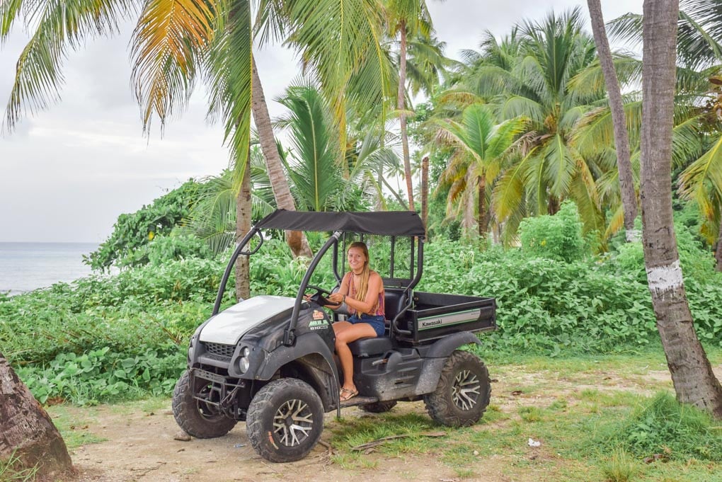 riding a buggy on san andres colombia