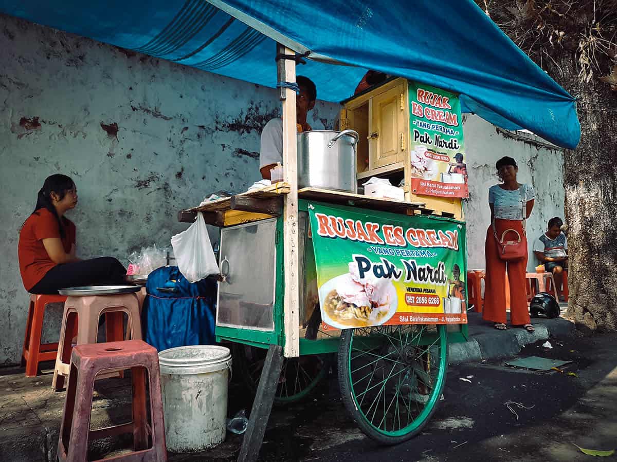 Rujak Es Krim Pak Nardi, Yogyakarta, Indonesia