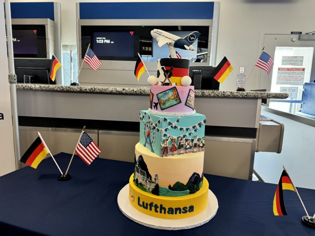 lufthansa inagural flight cake