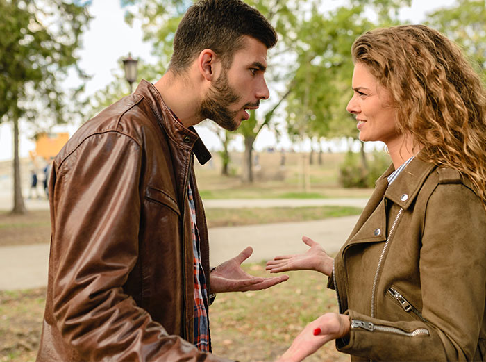 Woman Refuses To Learn Boyfriend’s Native Language Because “It’s Ugly” Despite Living There For 5 Years, Drama Ensues