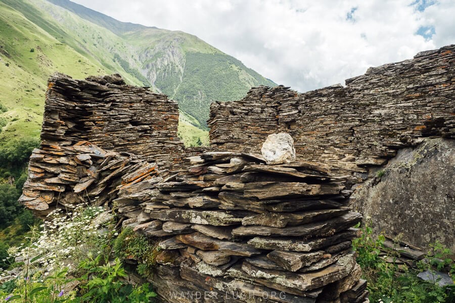 Stone slabs falling over in Mutso.