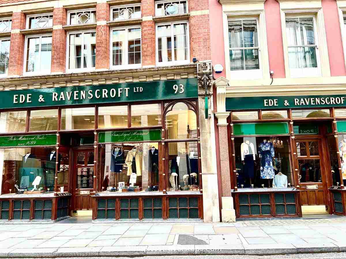 the entrance to Ede and Ravenscroft, a historic shop specialising in legal garments and graduation attire