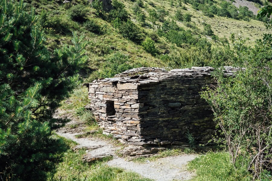 A stone burial vault in Anatori, Khevsureti.