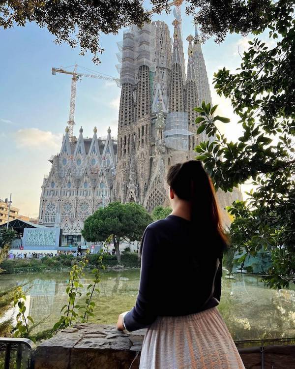 solo female travel barcelona