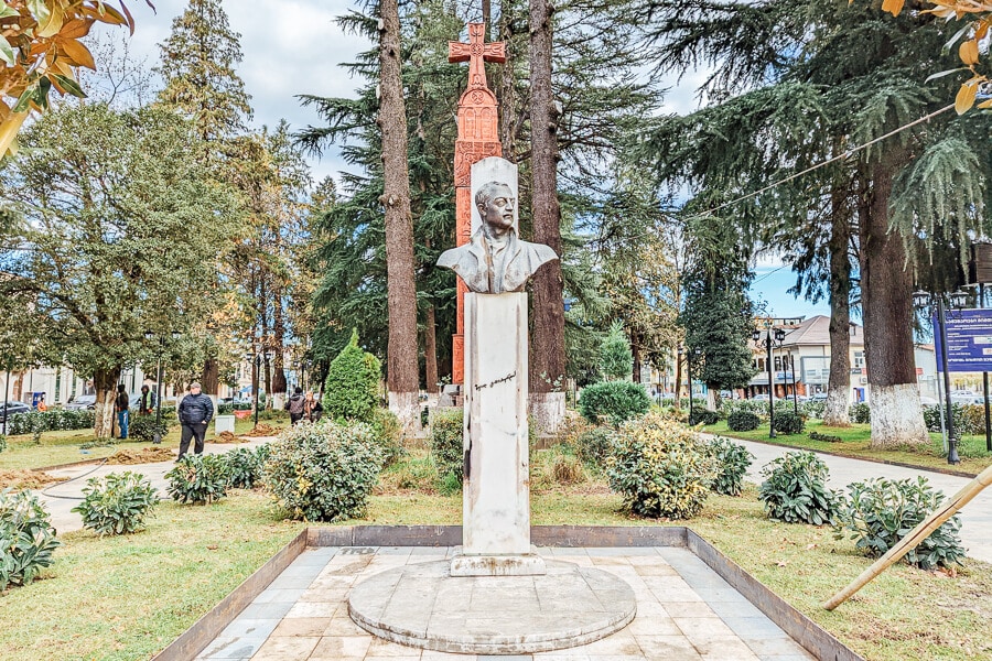 A park and statue on Zugdidi Boulevard.