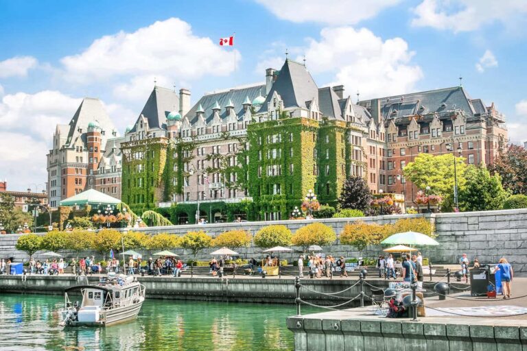 Forget Europe! Here's 4 Beautiful Cities Across The Border In Canada Oozing Old World Charm