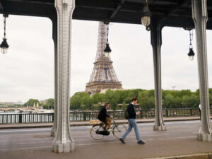 Here's How to Fly from the U.S. to Paris for $110, Really