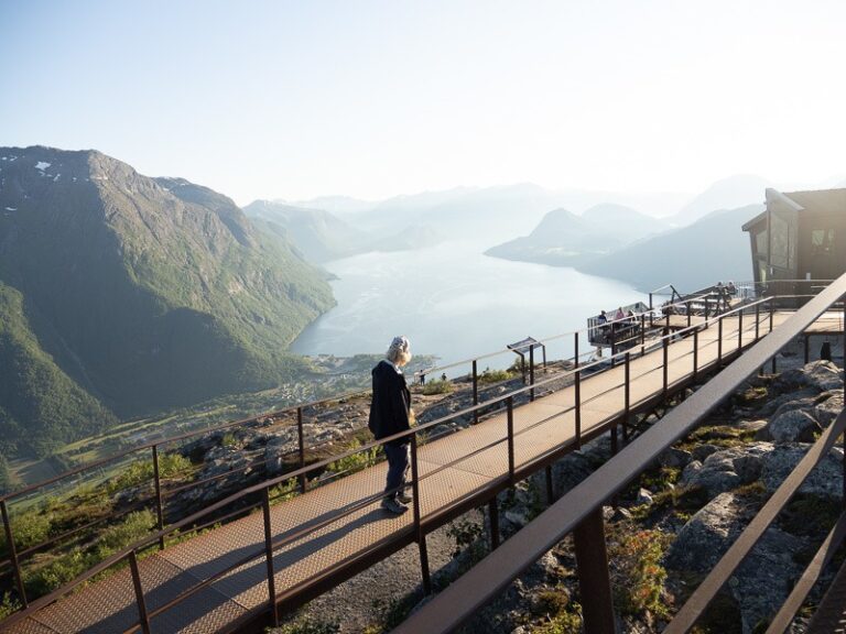 A Perfect Norway Fjords Itinerary: One Week