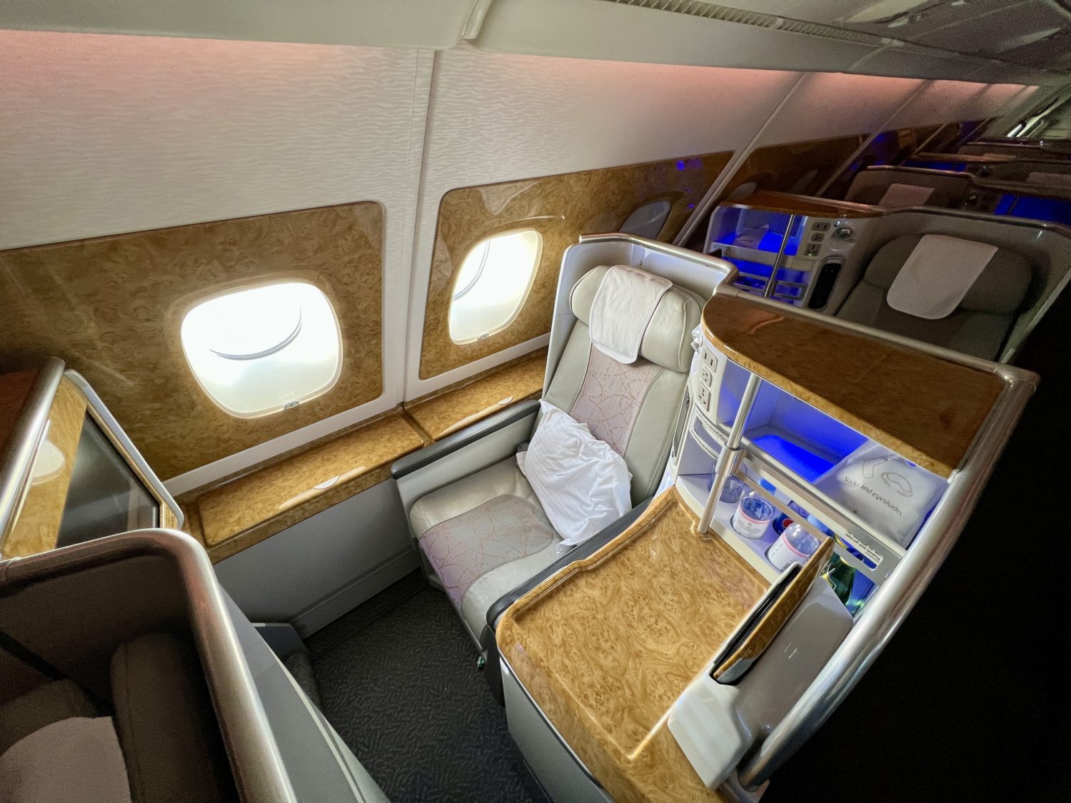 emirates business class seat