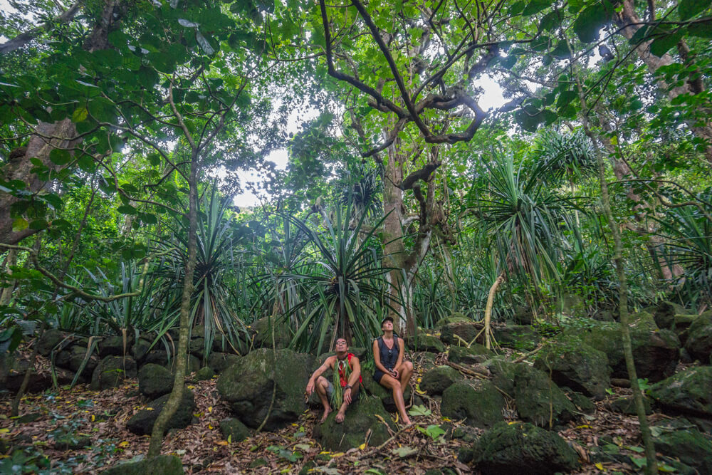 solo female travel hawaii