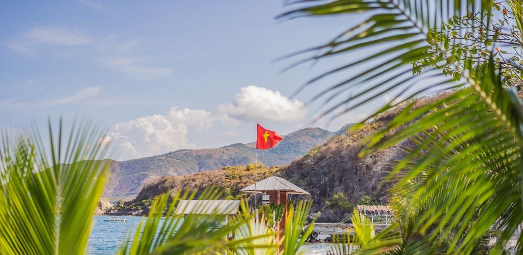 Da Nang beach example of beach in vietnam, vienam flag present 